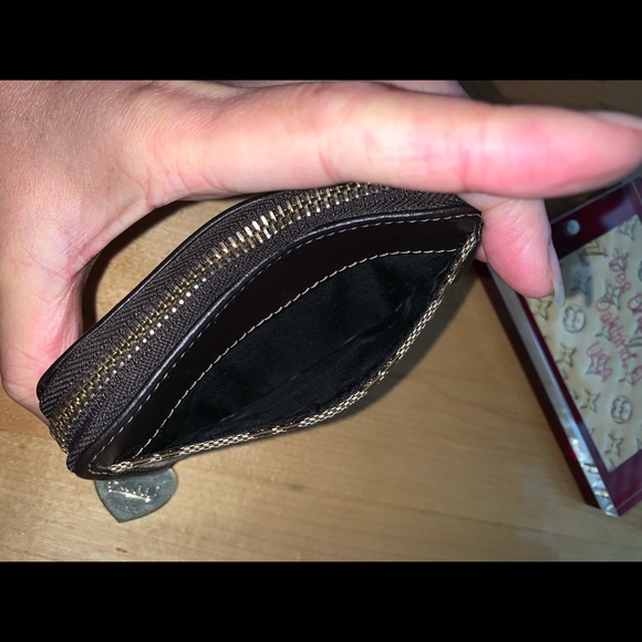 Gucci Card Case Wallet/Key Holder - Picture 6 of 16